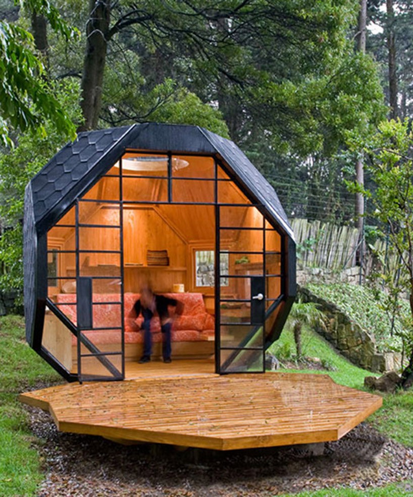 Backyard playhouse for kids