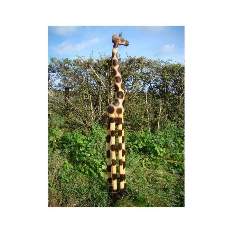 giraffe statue wooden