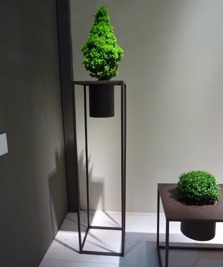 Modern pot plant stand