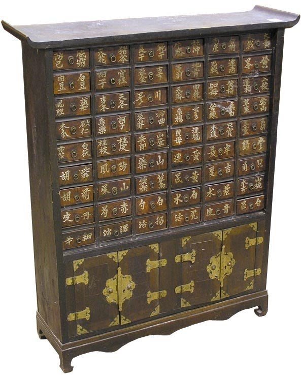 Cabinet with many small drawers 2