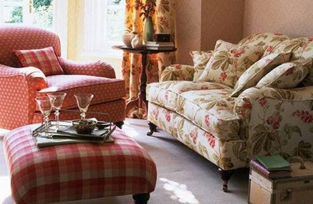 Country style living room furniture and sofas
