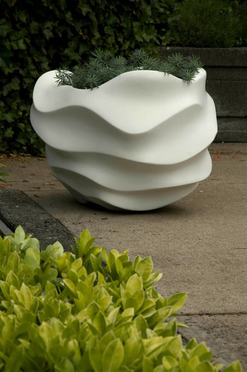 https://foter.com/photos/310/planters-by-pad-outdoor-west-elm-planter-menu-planter-solus-planter.jpg