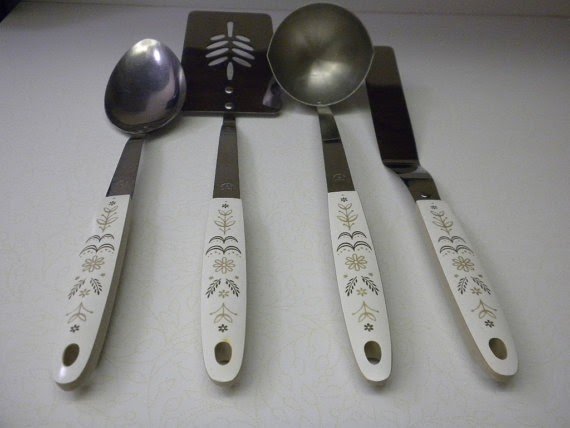 EKCO Kitchen Implements/a&j Vintage Kitchen Tools/three Piece Set/county  Kitchen Decor 