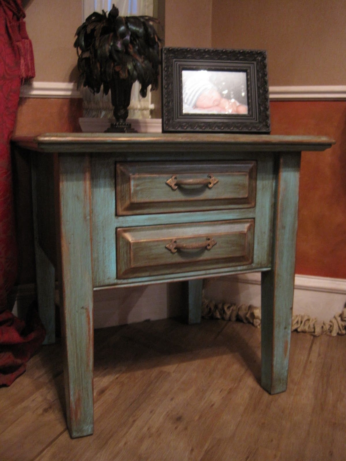 Distressed end table 4