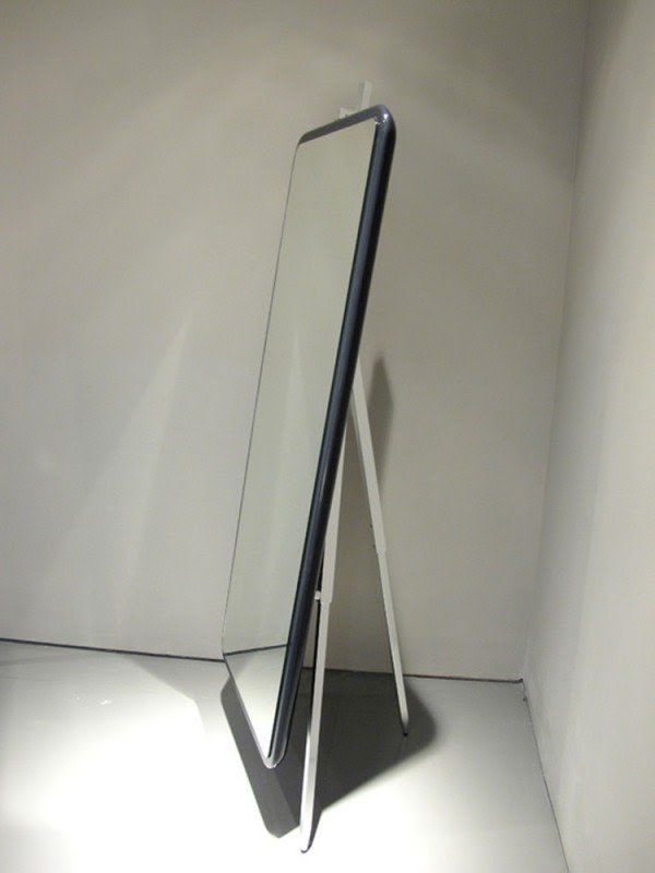 Large mirror stand