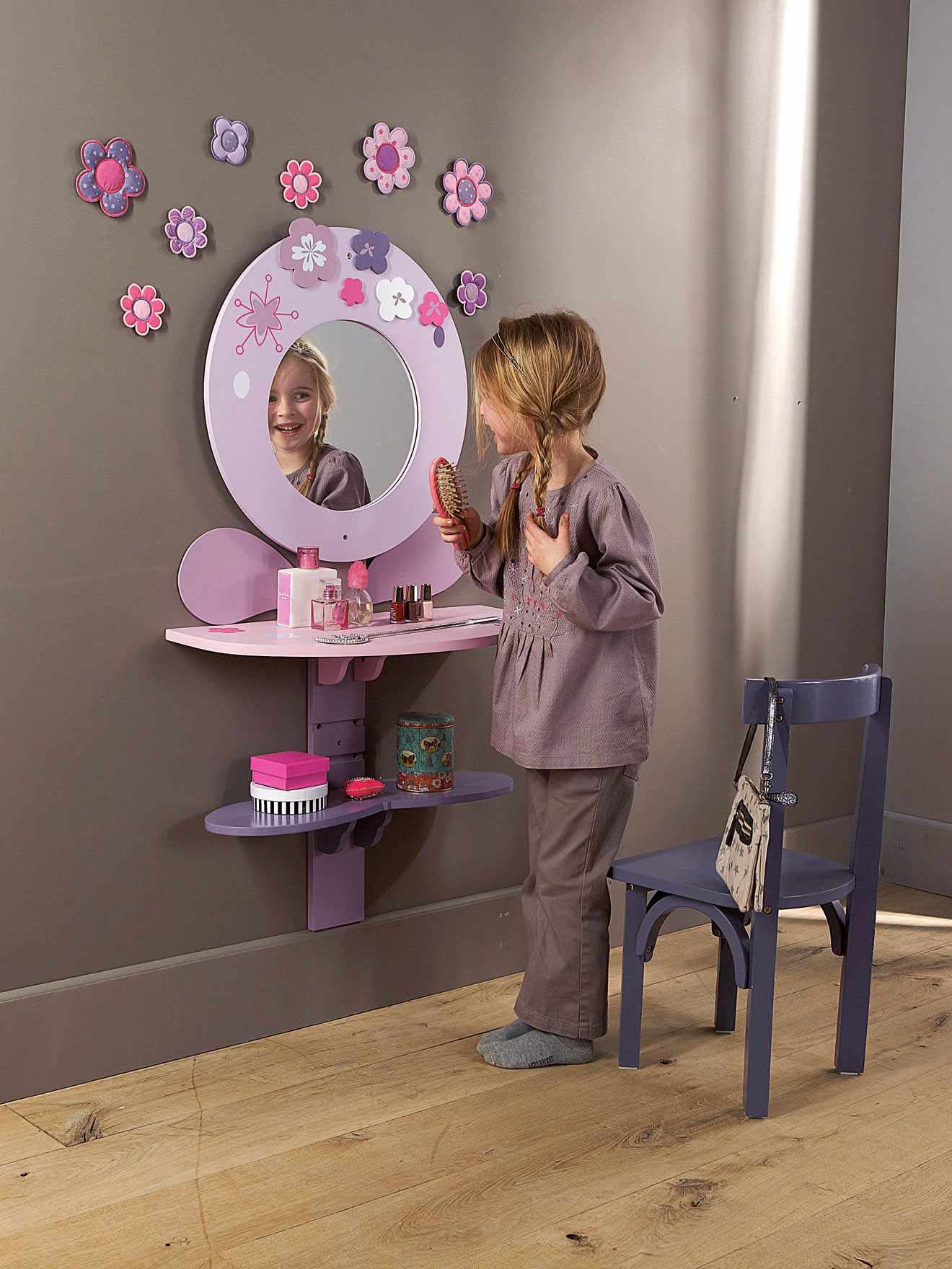 Mirror for kids room 4