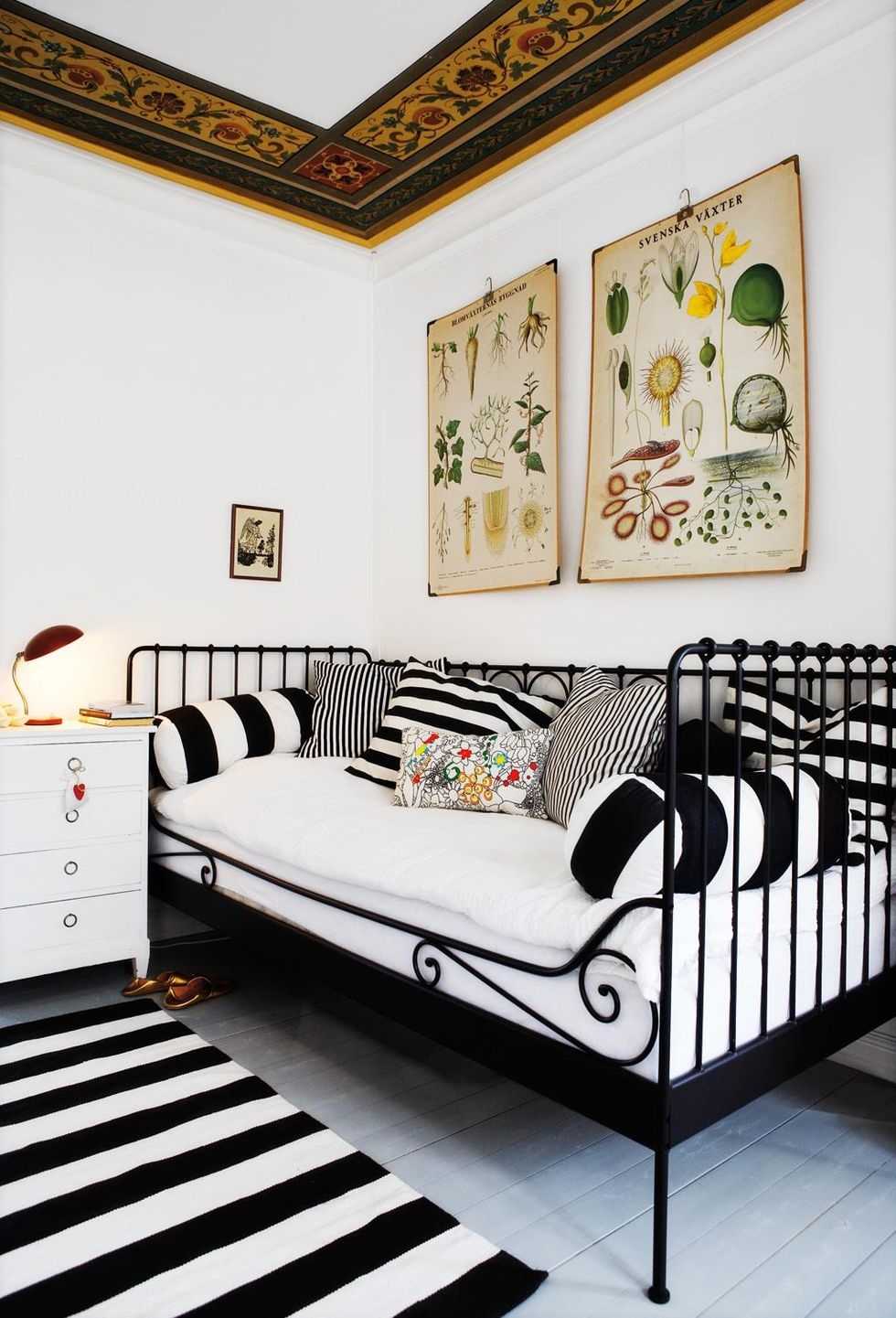 Black and white stripe bedding 5