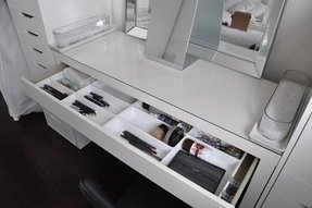 White Makeup Vanities - Foter