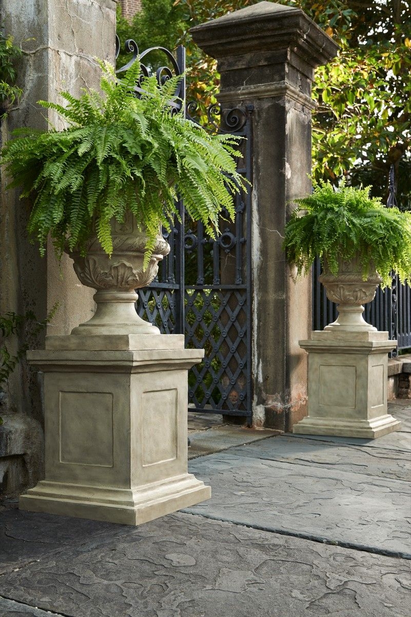 Garden pedestals and columns 2