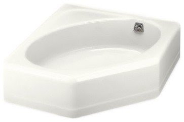 Kohler K 824 0 Mayflower Corner Bathtub With Right Hand Drain In White Traditional Bathtubs