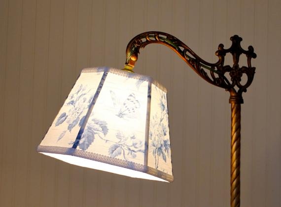 Blue and white floral uno lampshade