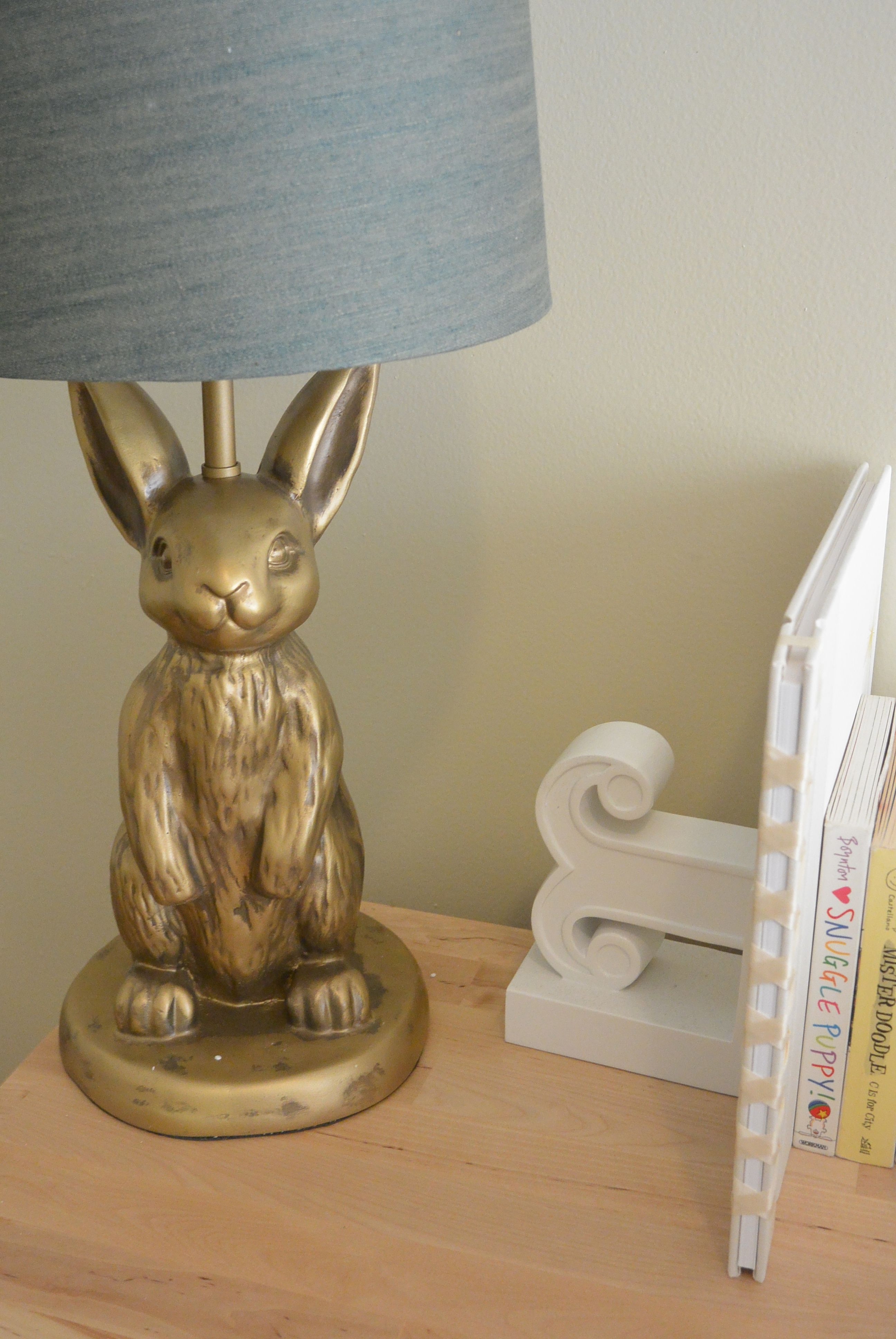 Vintage store rabbit lamp