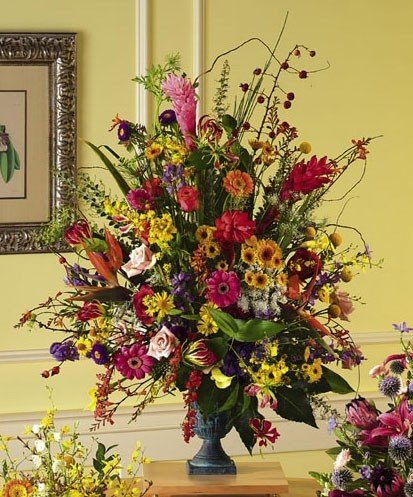 Big flowers arrangements