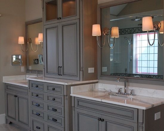 Double vanity with towers