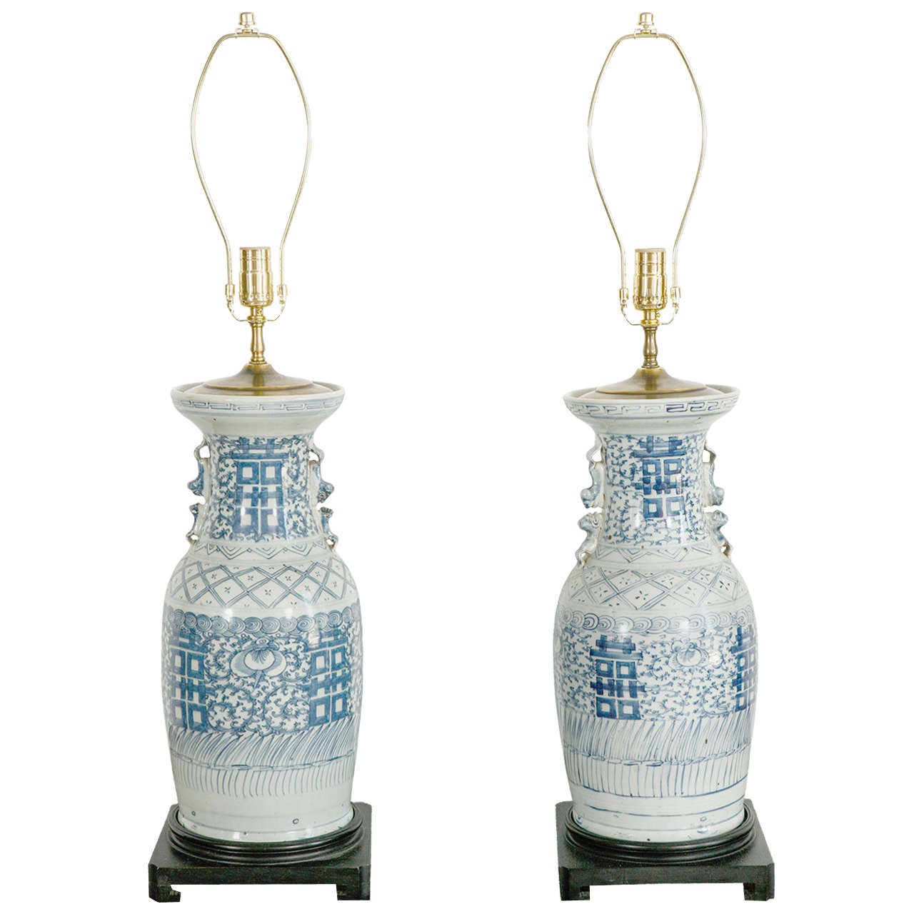 Pair of chinese blue white porcelain table lamps