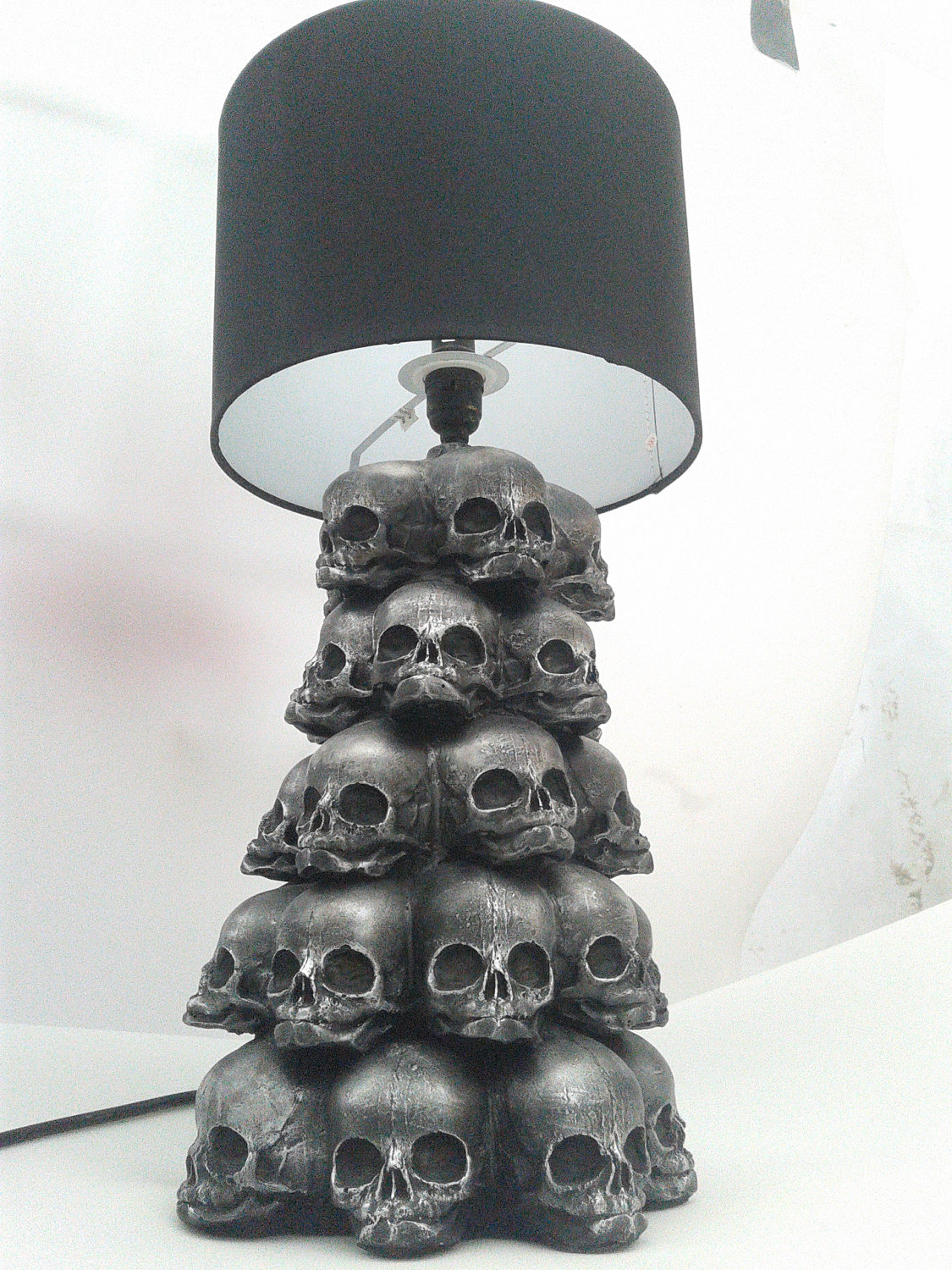 Baby skull lamp