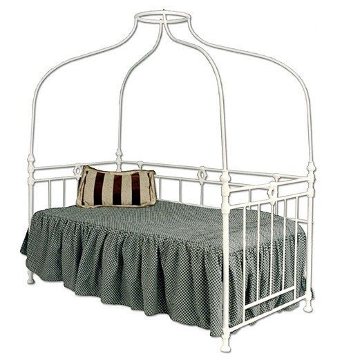 Canopy daybed