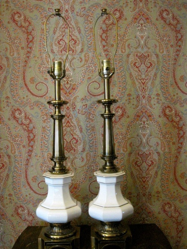 Pair Mid Century Stiffel Lenox Porcelain Brass Table Lamps Hollywood Regency