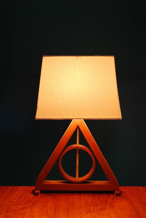 Harry potter deathly hallows table lamp