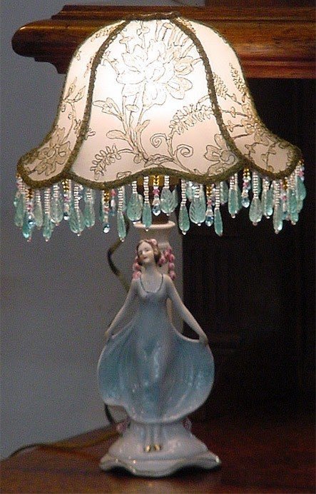 Ballerina lamp 39