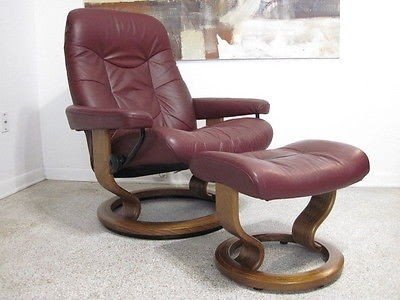 Ekornes stressless recliner chair danish modern leather large concorde wine