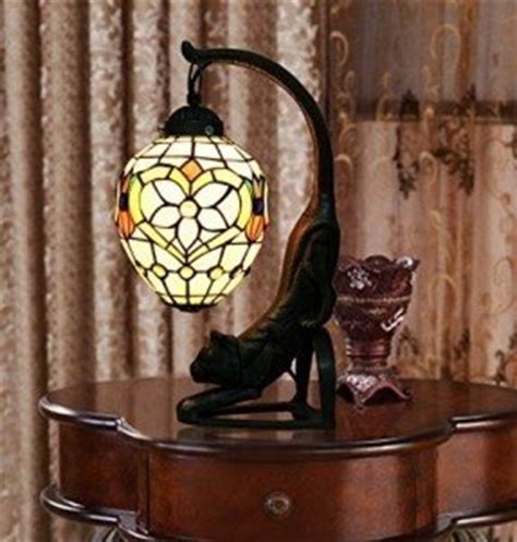 Makenier Vintage Tiffany Style Stained Glass Pink Flower Table Lamp with Cat Base, 6 Inches Closed Lampshade