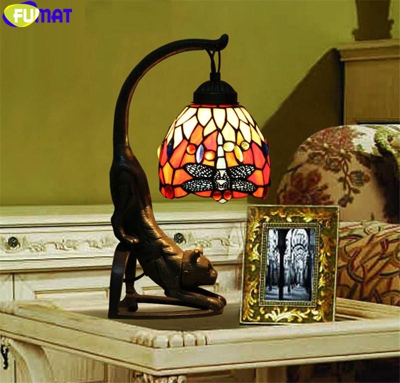 Makenier Vintage Tiffany Style Stained Glass Red Dragonfly Table Lamp with Cat Base, 6 Inches Lampshade