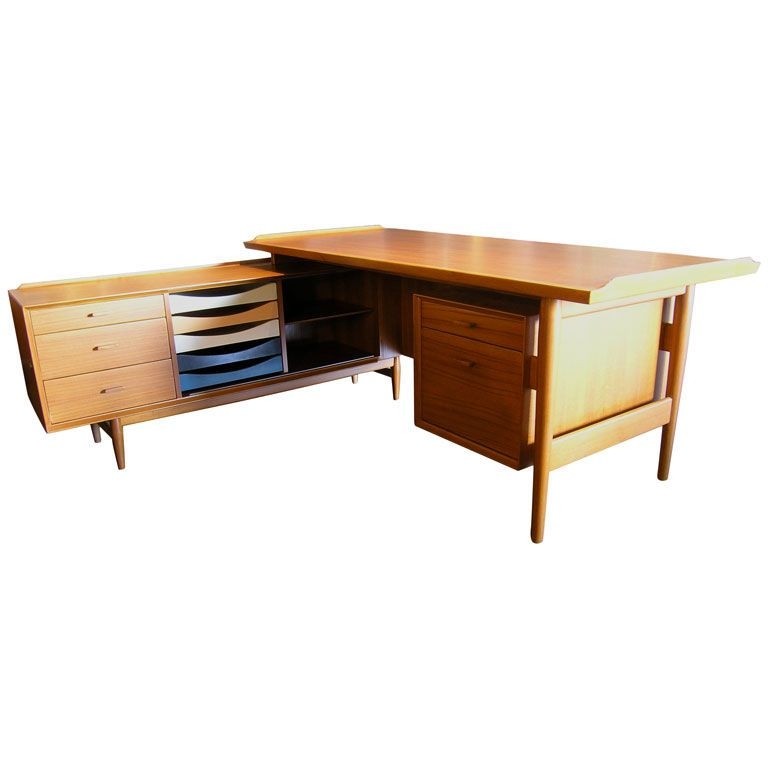 Modern l shaped desks 2