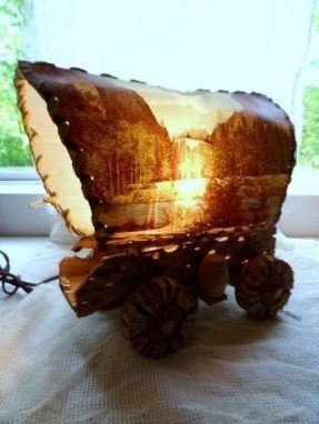 Retro covered wagon scenic tv table lamp light up scenes