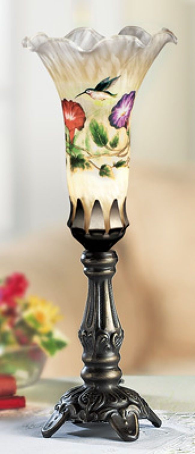 Lovely tulip shaped glass shade hummingbird accent table lamp