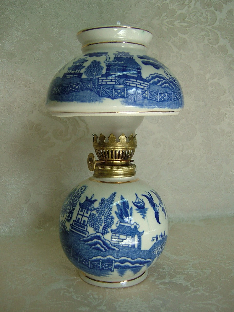 Vintage chadwick porcelain blue willow