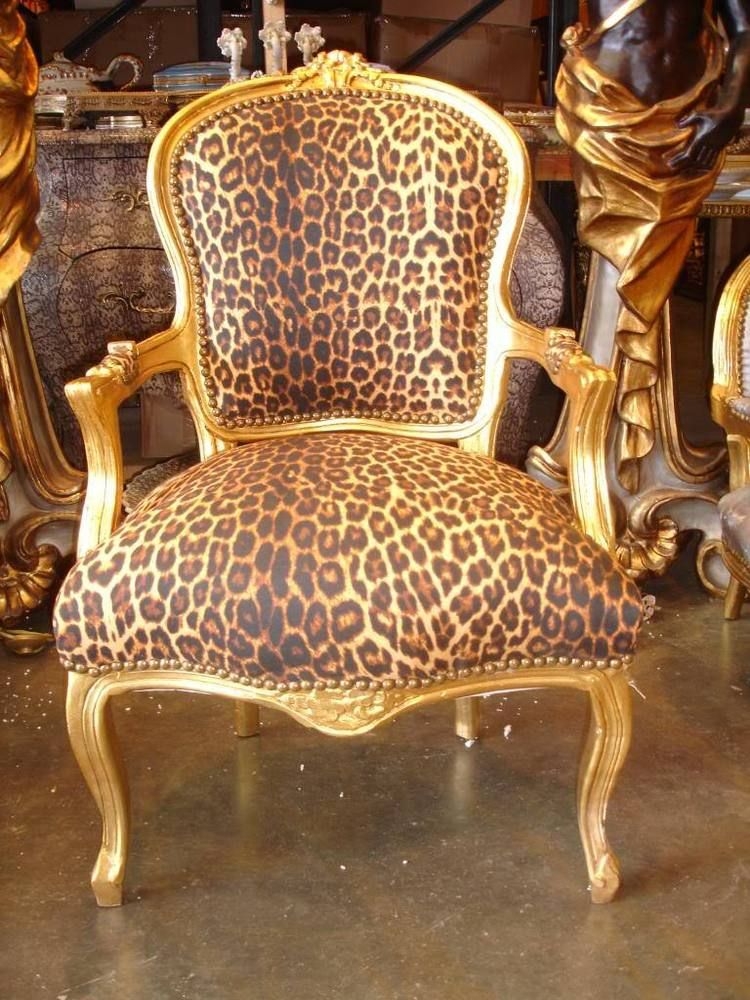 Leopard print accent chair 34