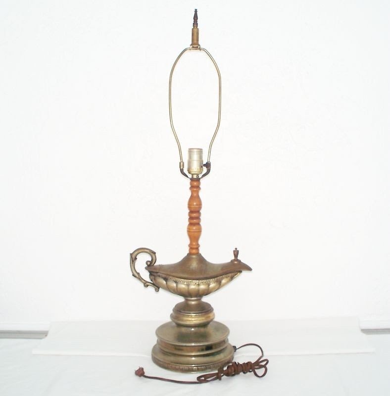 Rare Vintage Antique Aladdins Lamp Brass Wood Genie Old Oil Style Electric