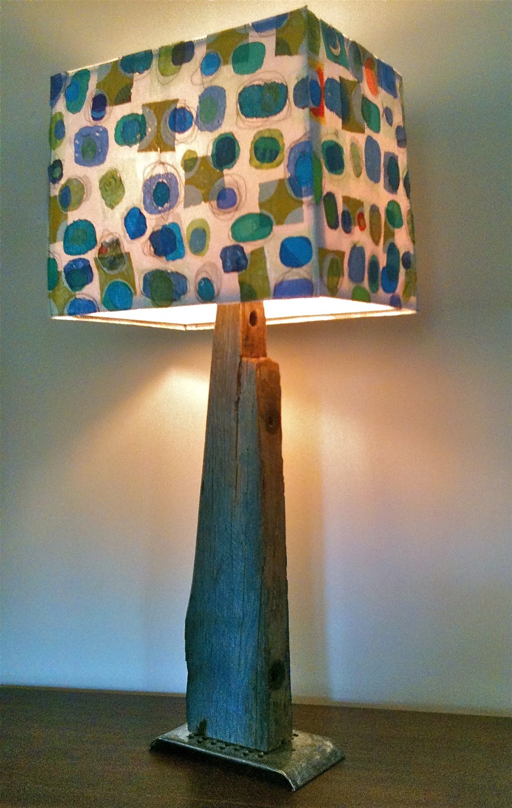How to make plastic lamp shades