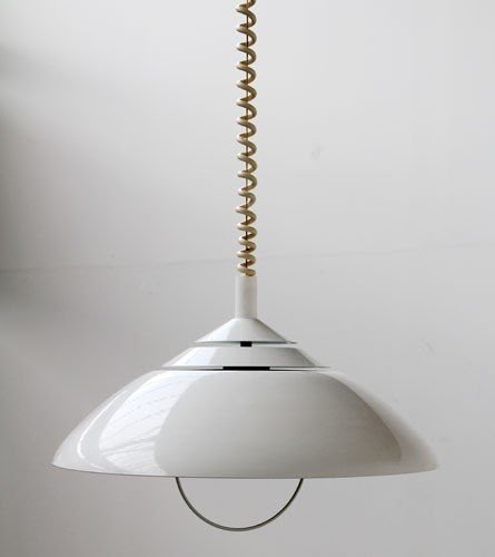 retractable ceiling lamp