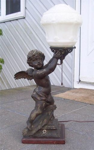 Antique cherub lamp 26