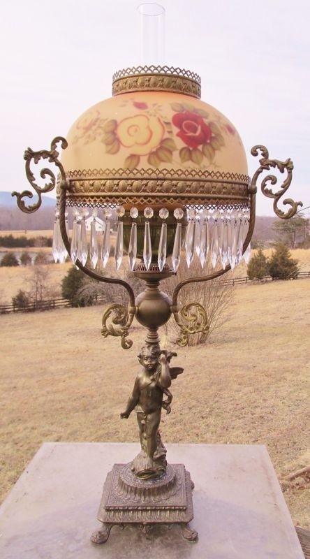 Antique cherub lamp 32