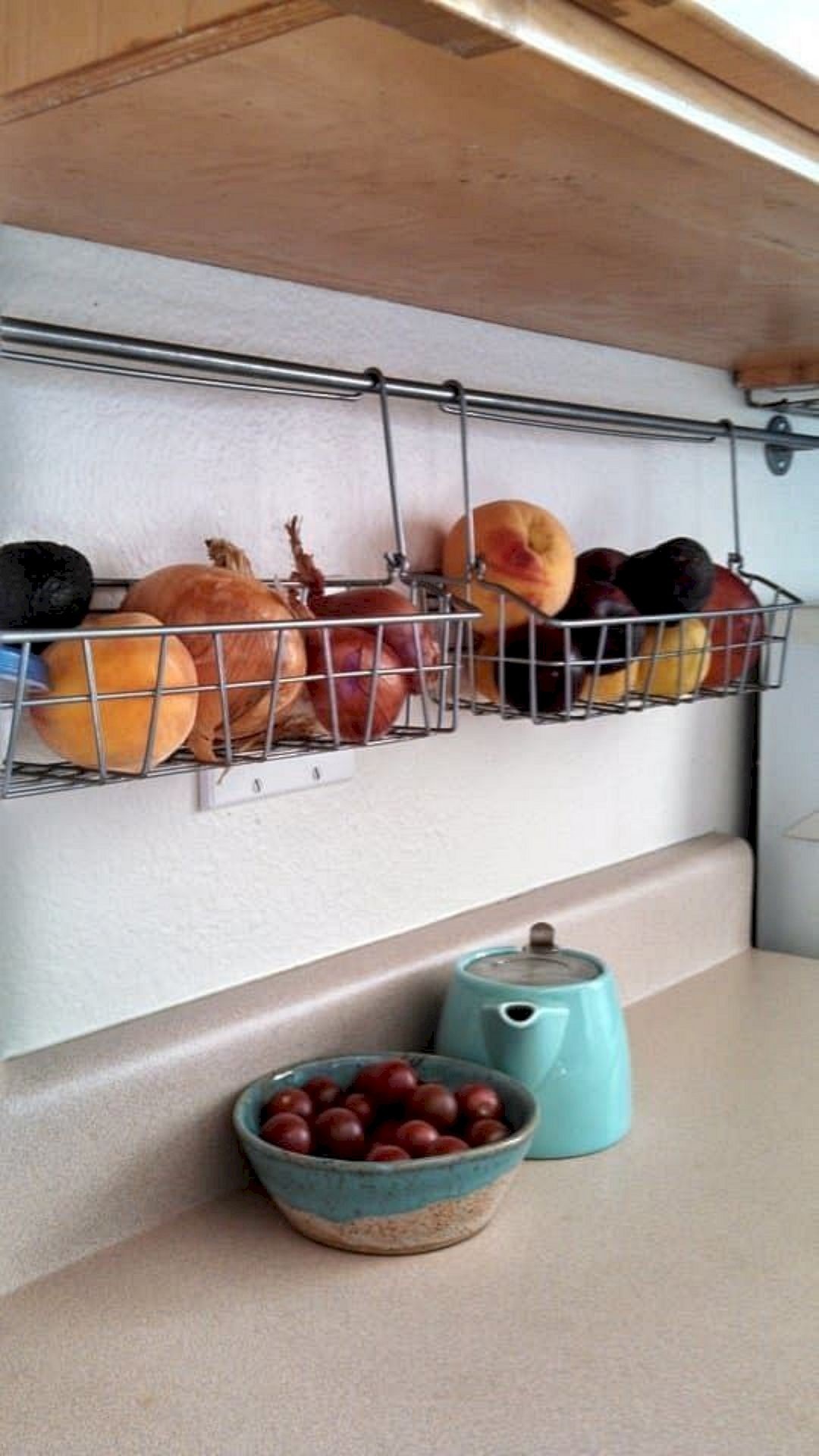 Countertop fruit storage