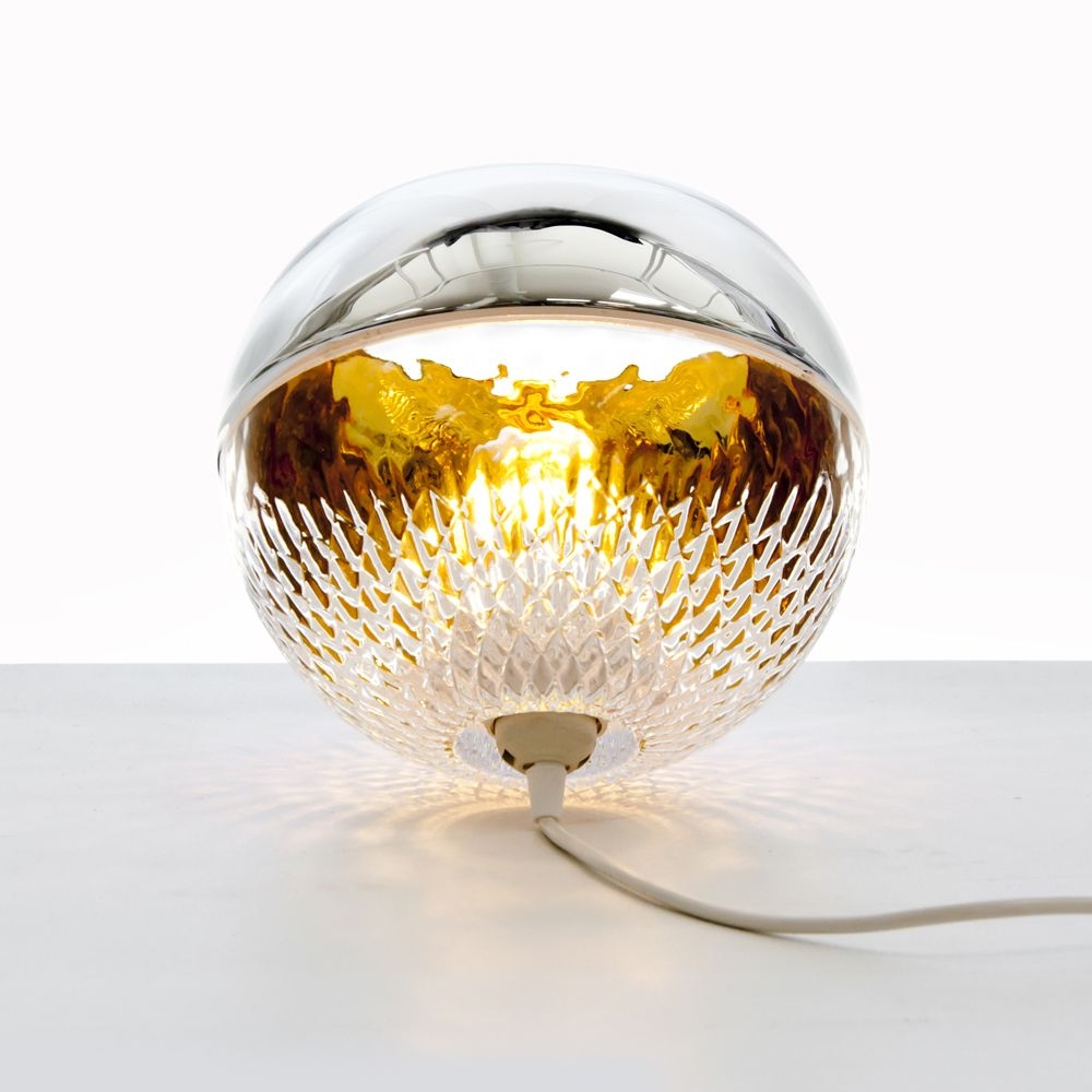 Kiss lamp by stephen johnson for artecnica