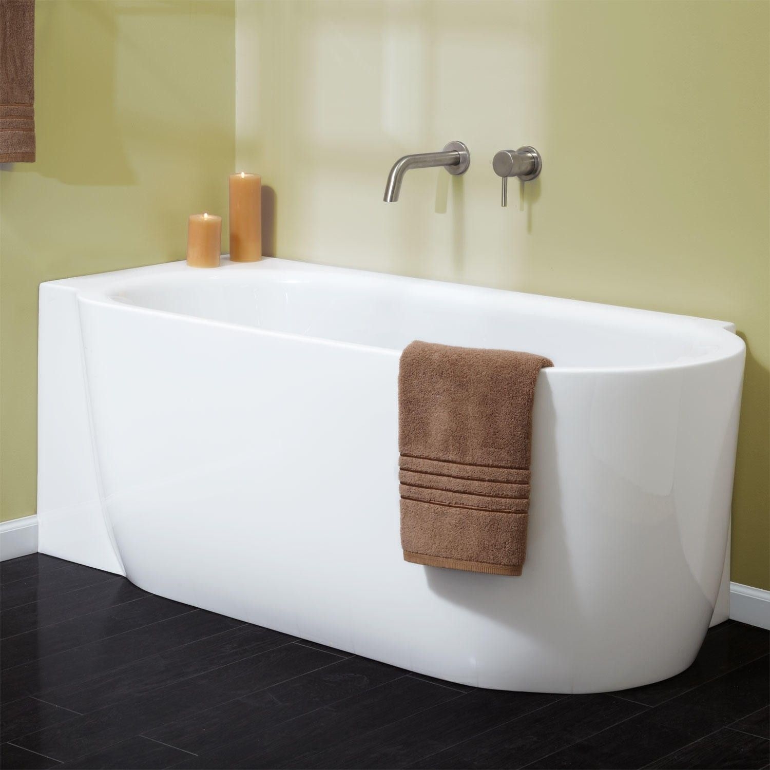 Averill acrylic freestanding corner tub 1
