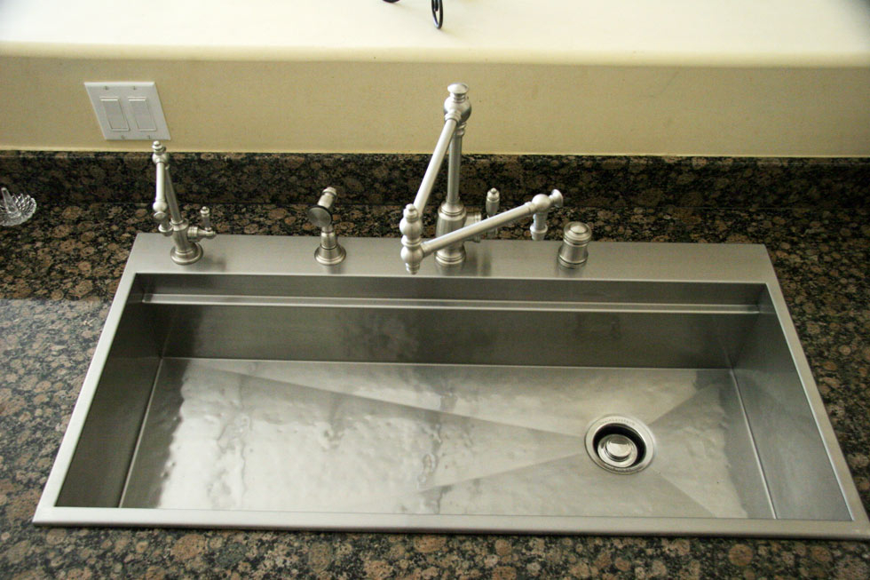 American made kitchen sinks