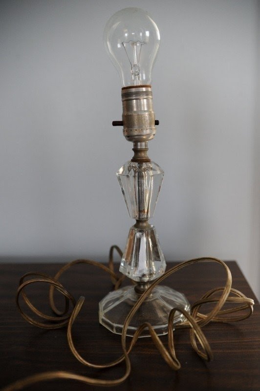 Lead crystal lamp 10