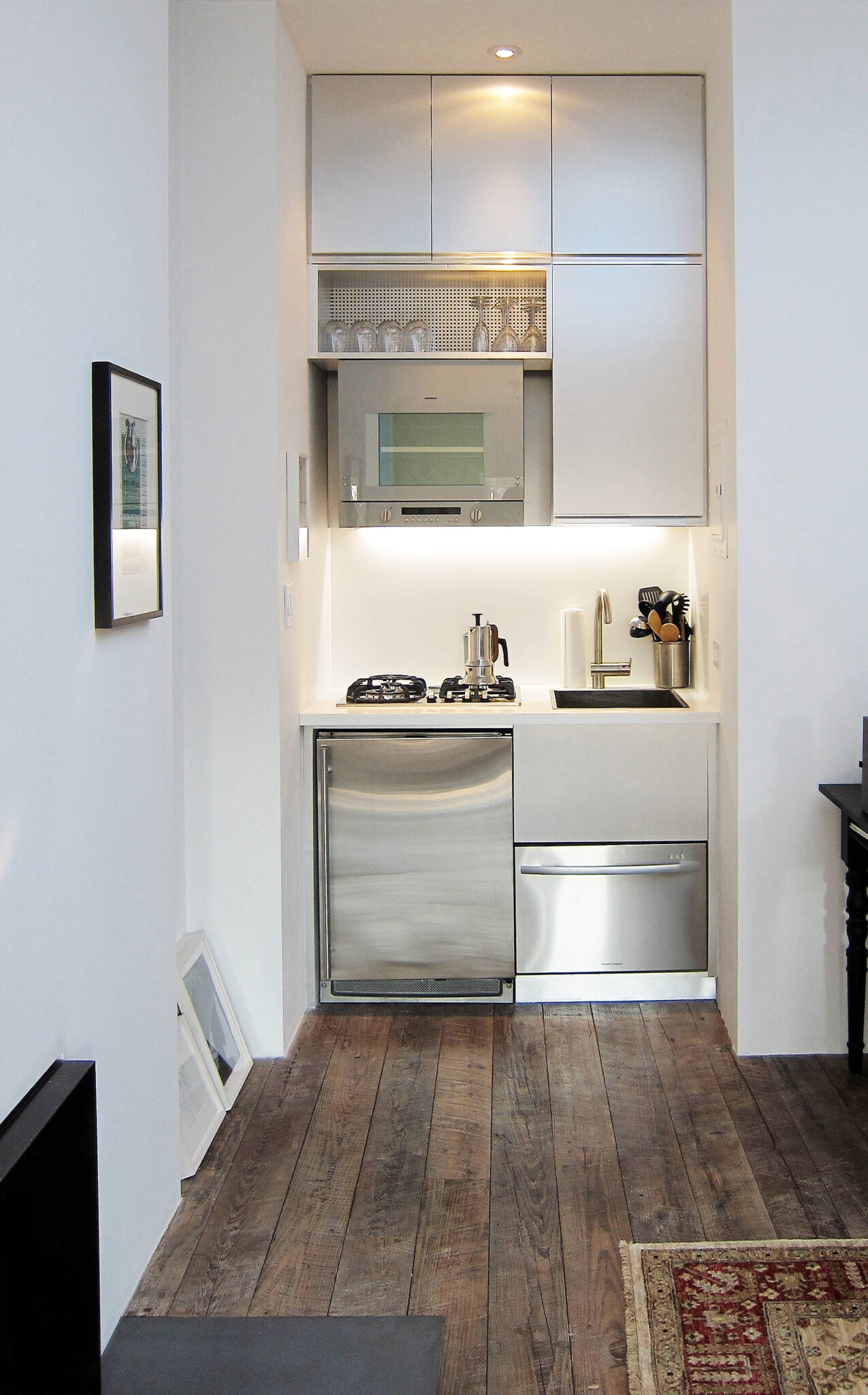 Bar Cabinets For Small Spaces 