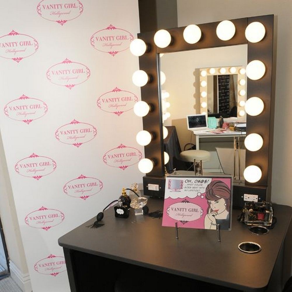 Makeup table with mirror and lights