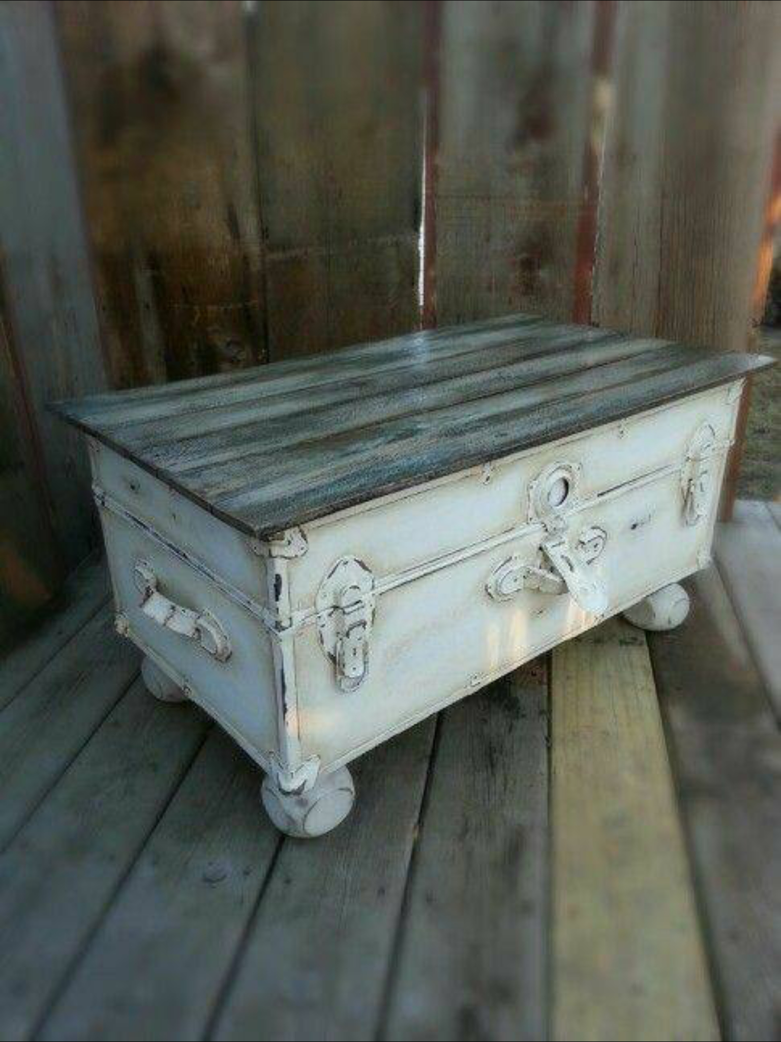 Beaufort Steamer Storage Trunk Rustic Coffee Table Chest