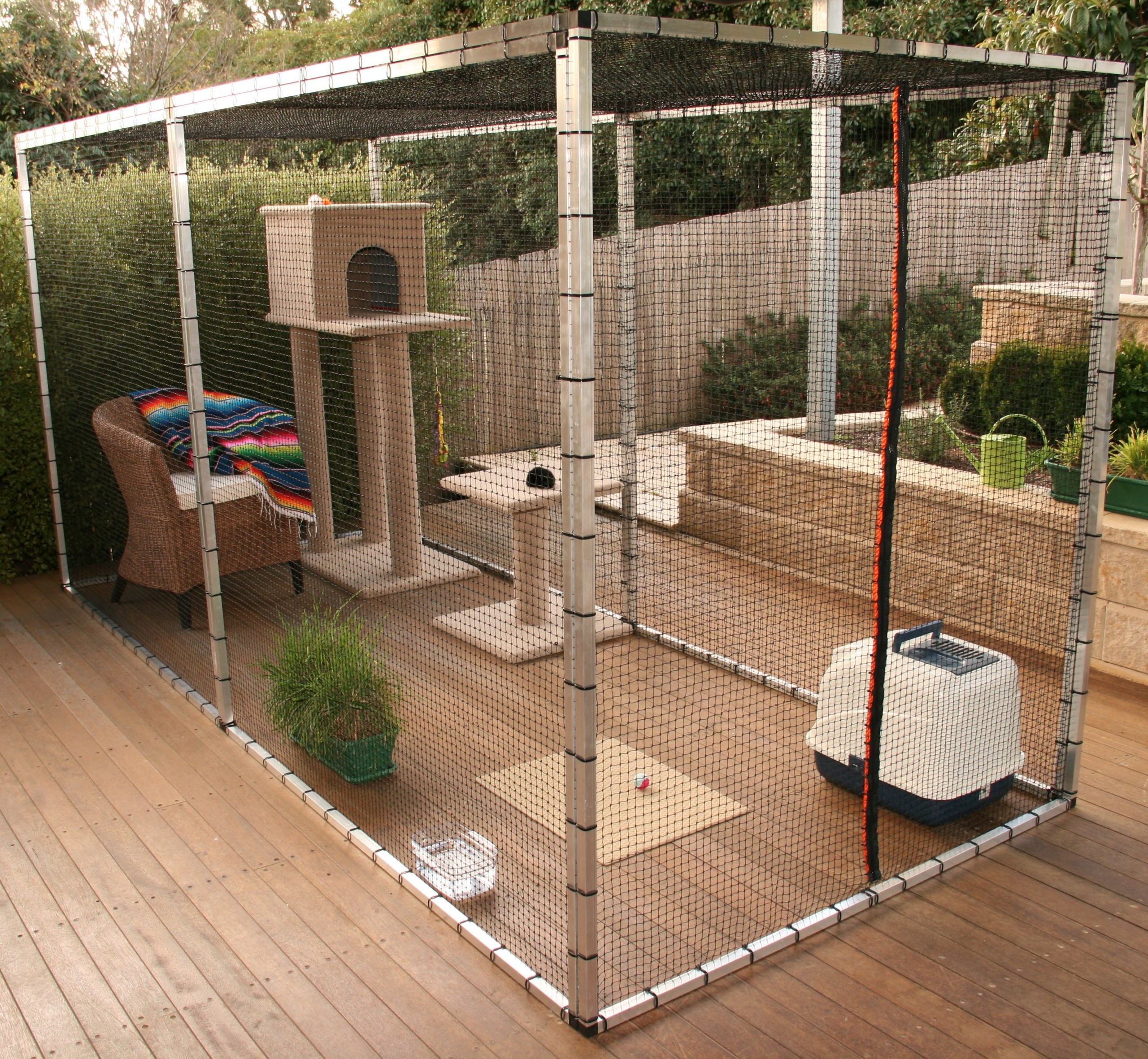 outdoor cattery cages