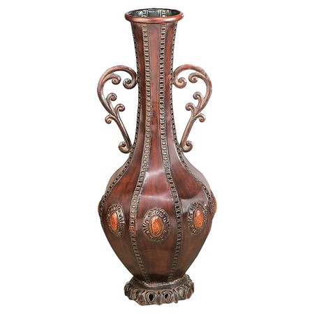 Metal floor vase with handles