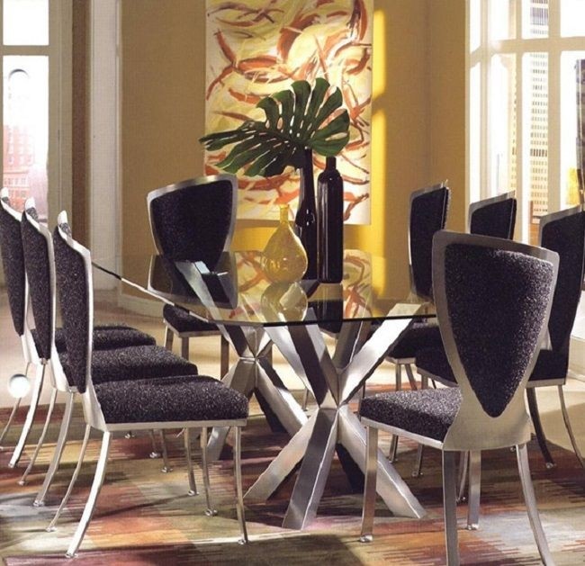 Diva modern dining set give modern dining that indefinable look