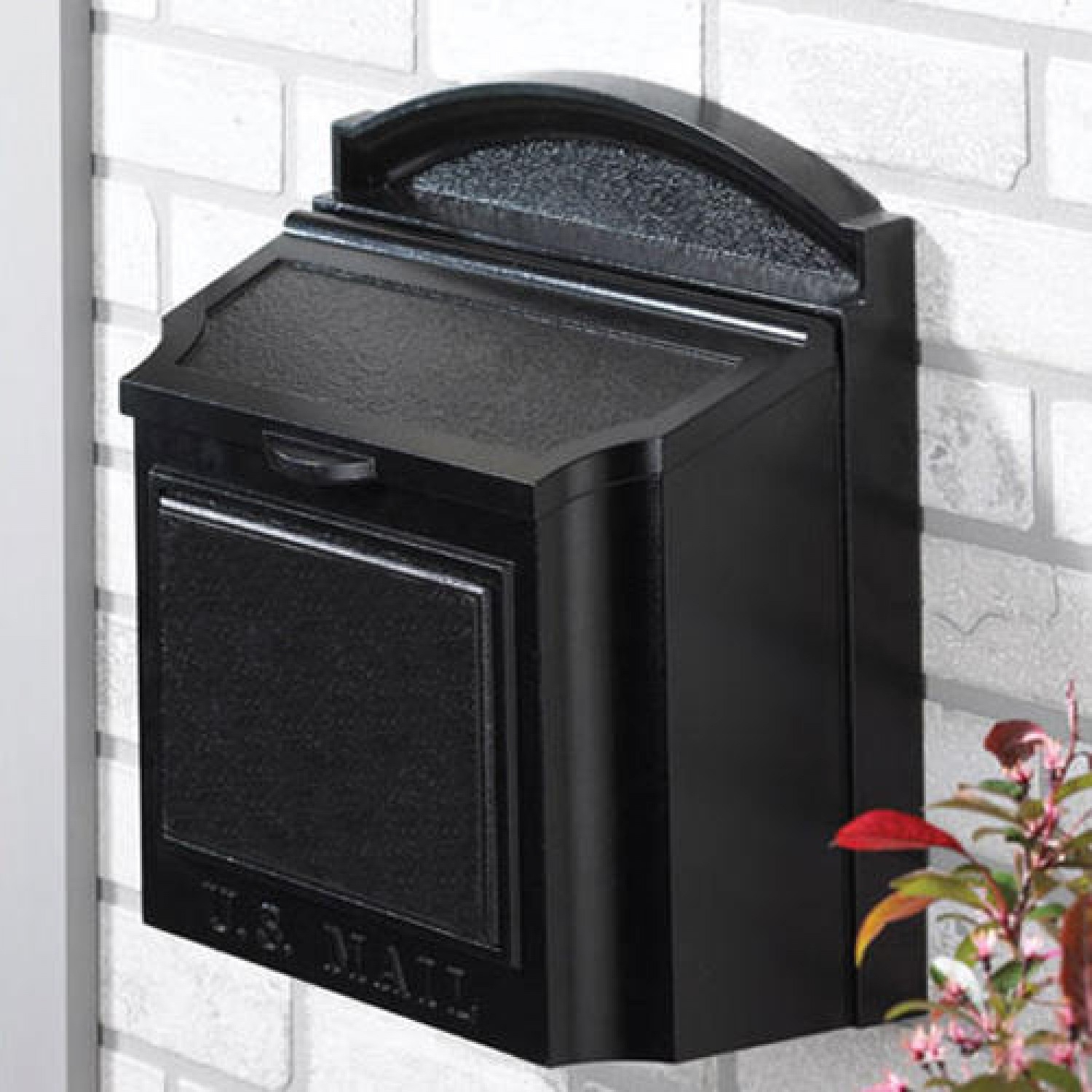 Decorative wall mounted mailboxes 10