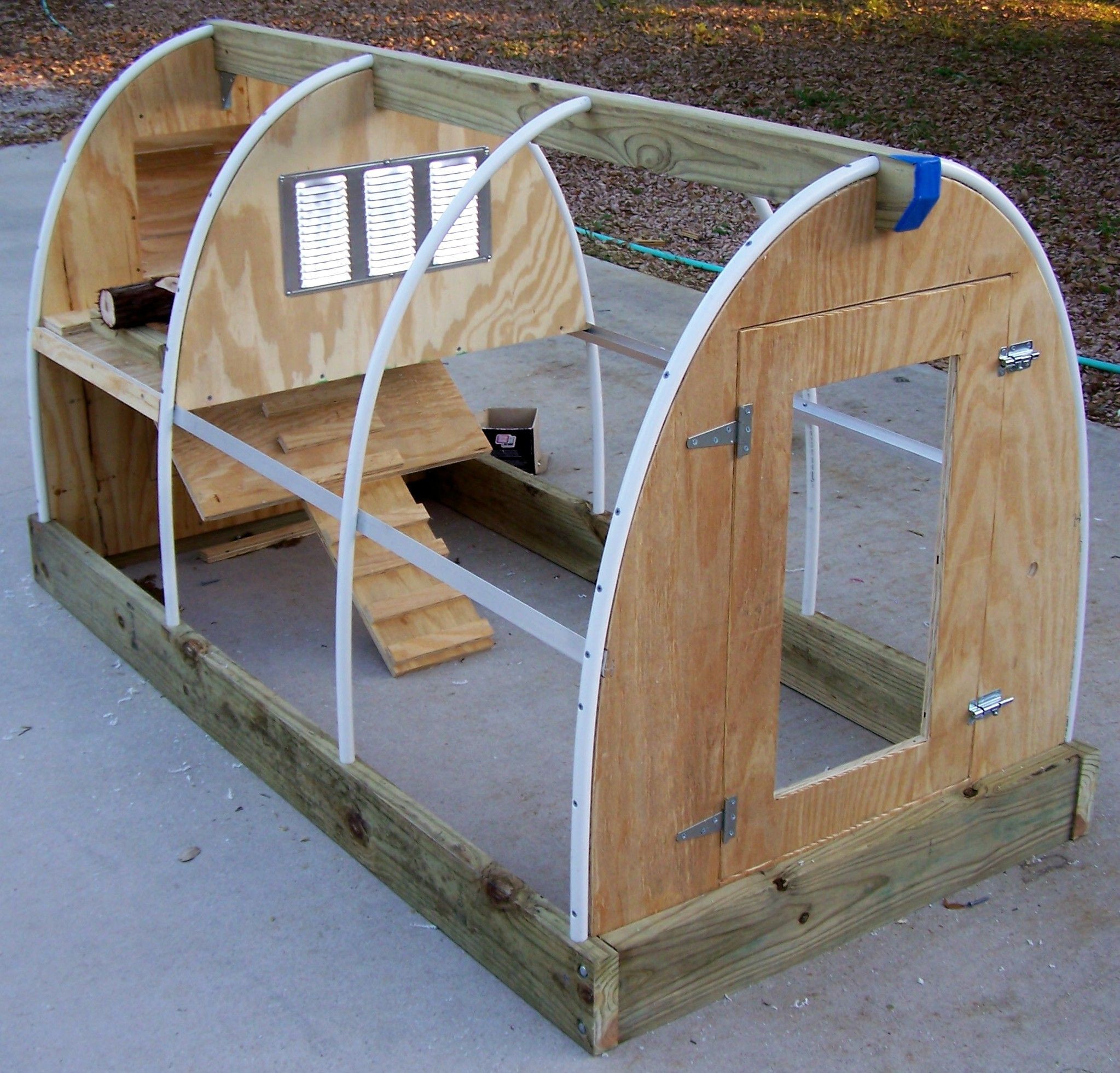 Diy Chicken Coop By Esperanza 